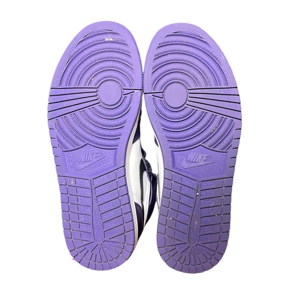 AIR JORDAN 1 RETRO HIGH OG - Picture 4 of 5